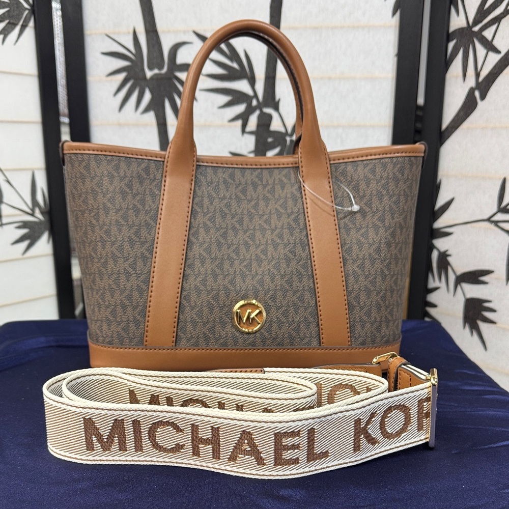 Michael Kors Luisa Satchel/Crossbody Bag